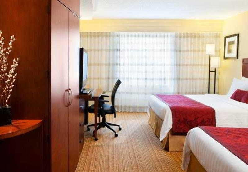 Courtyard Marriott Houston Pearland Otel Dış mekan fotoğraf